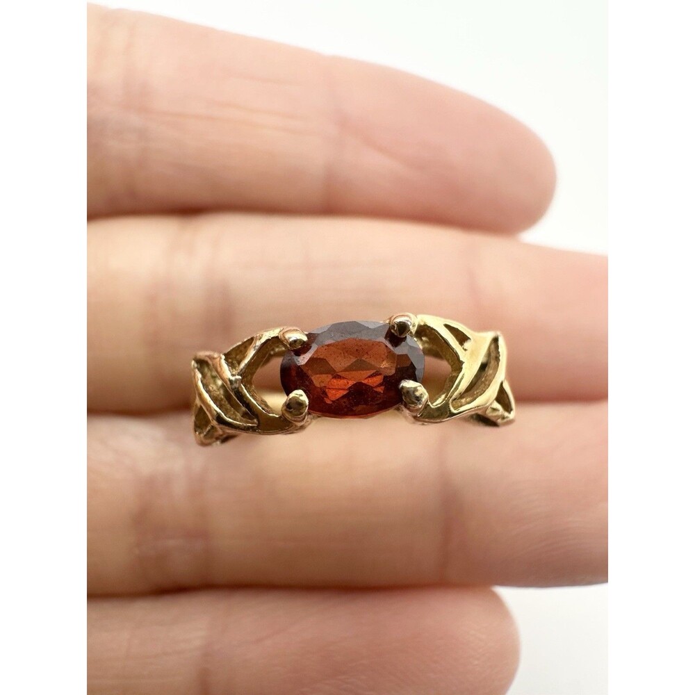 925 Sterling Silver Gold Vermeil Garnet Ring Size 4.5